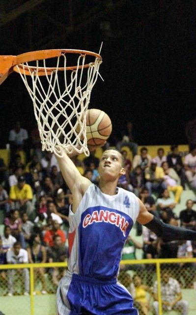  Andy Pérez, Novato del Año.